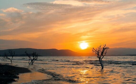 tramonto sul mare